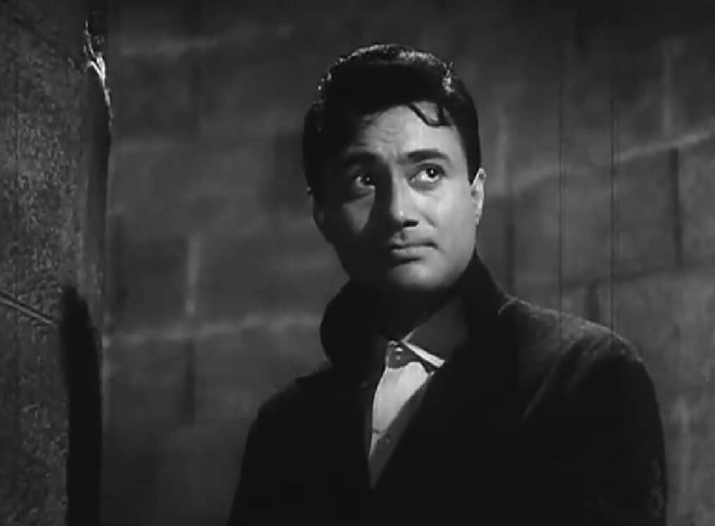 Court banned Dev Anand for wearing black dress in public places
