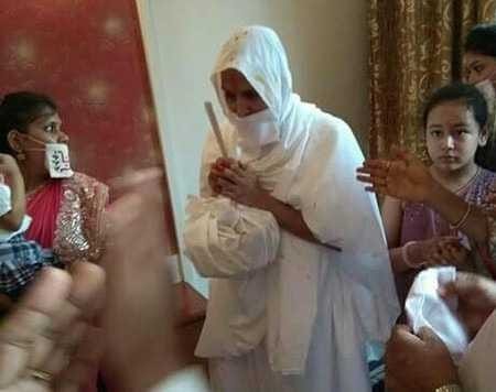 anamika now become sadhvi shree ji after took deeksha