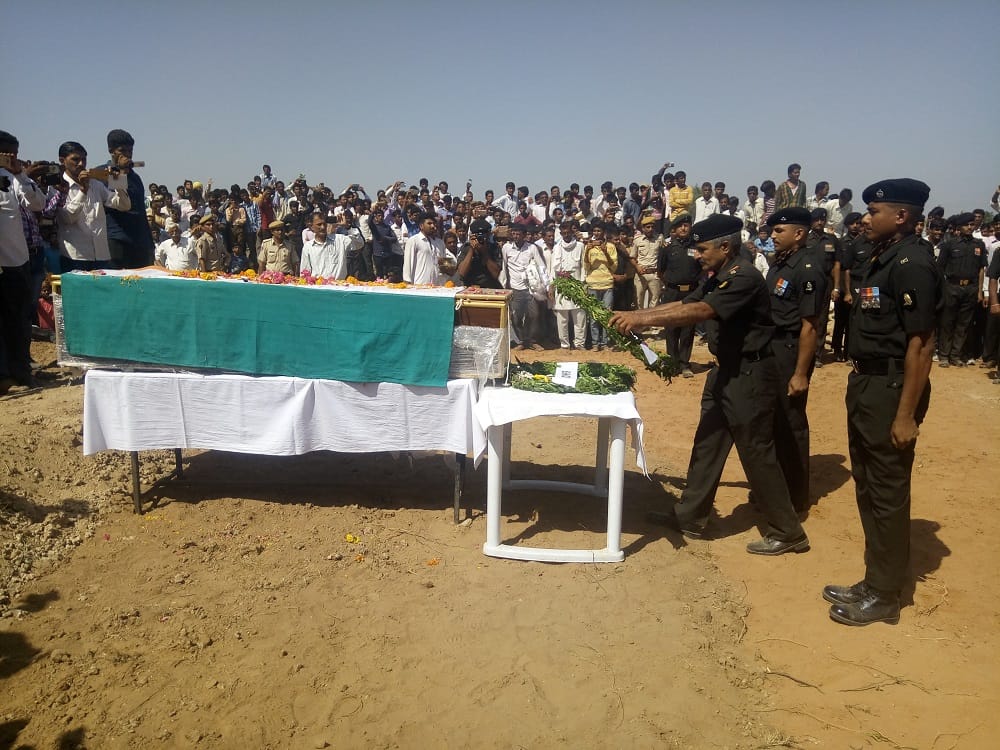 jodhpur paid homage to the brave son martyred in jammu and kashmir 