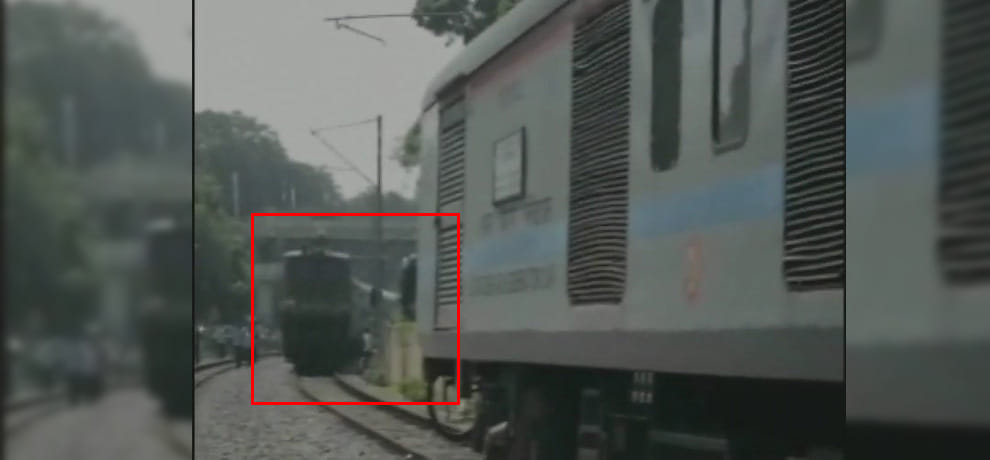 Major accident averted after Duronto, Hatia Anand Vihar and Mahabodhi Express were on same track