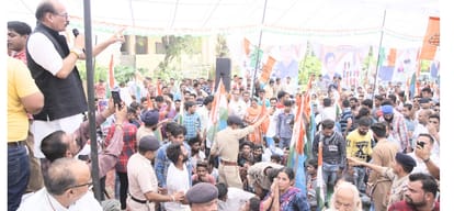 hp congress incharge sushil kumar shinde on uan tour