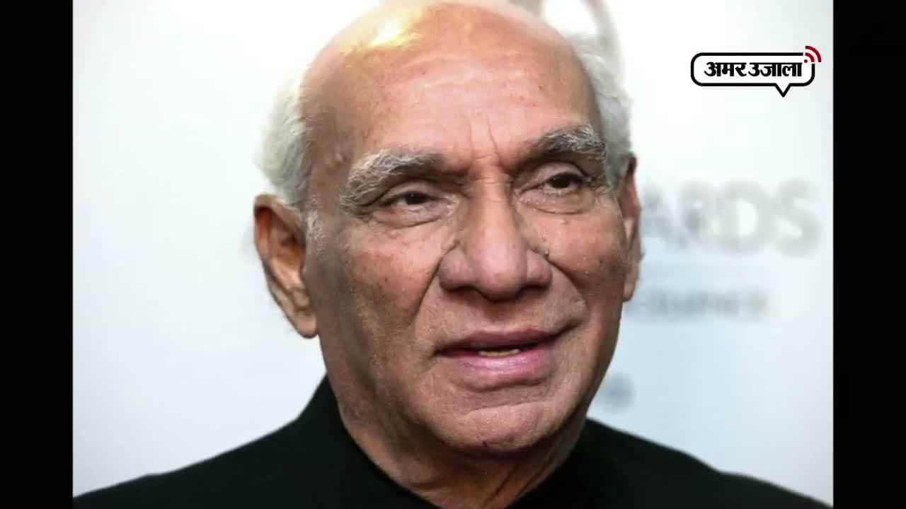 Yash Chopra birthday special and his love story with Mumtaz
