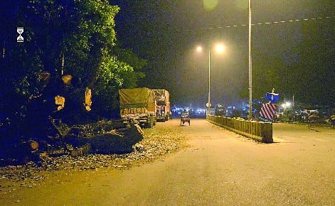 If the trash was thrown then cut slip Such will become the smart city