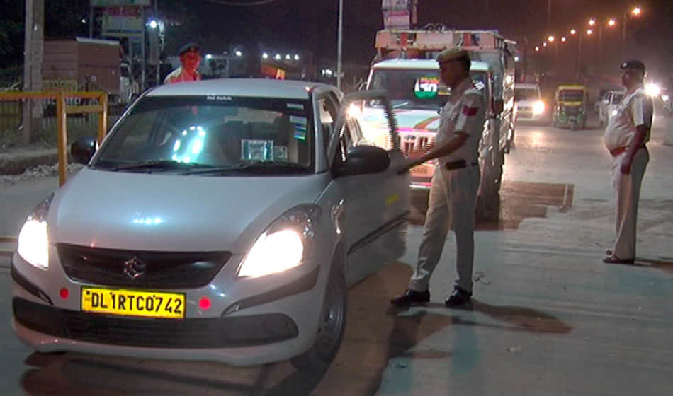 Police looking for Honeypreet in Delhi-Gururgram border