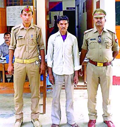 लोहे की फुंकनी से मार मार पिता की हत्या कर दी