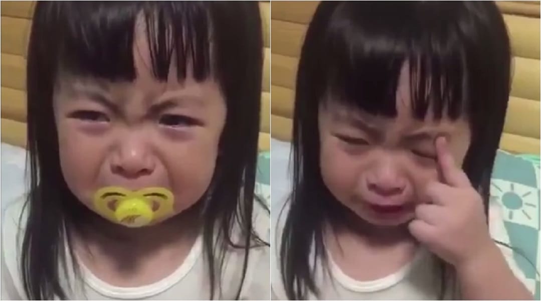 viral video this cute girl does not want to stop crying 