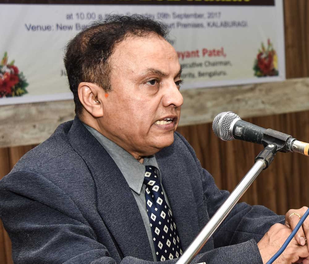 major development surrounding the resignation of Justice Jayant Patel lawyers came to support