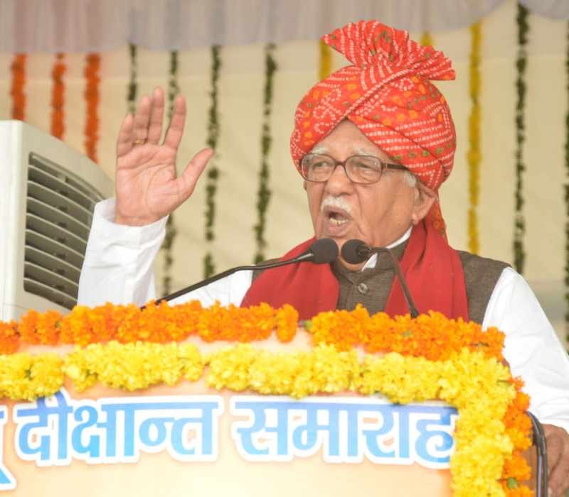 BHU incident can not be praised said up governor ram naik