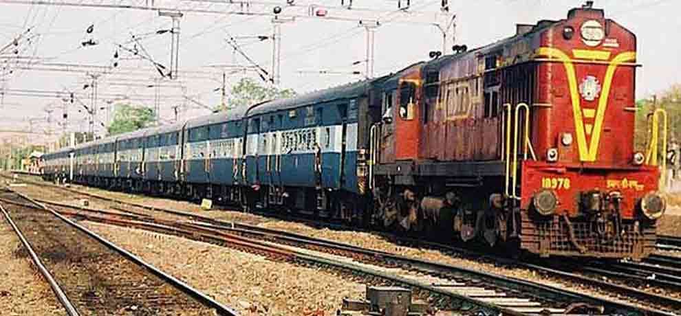 JOB VACANCIES IN INDIAN RAILWAY FOR 12TH PASSED 21000 SALARY
