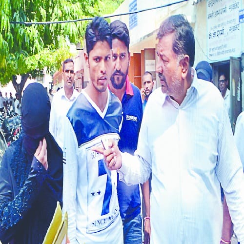 Photos: love jihad noise... first try conversion again court marriage, ruckus