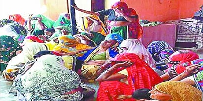 CRPF jawan harassed by wife, hanged, suicide note written in...