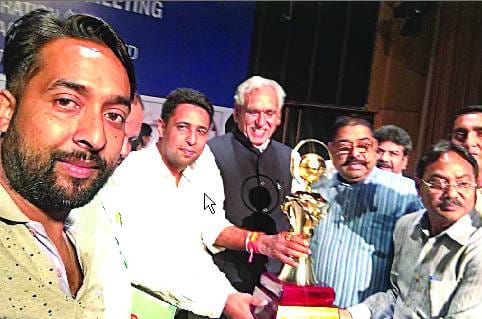 बेलरायां चीनी मिल को प्रदेश में पहला स्थान