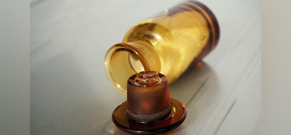 girl student drink acid instead water in bageshwar
