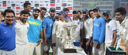 India red wins duleep trophy.
