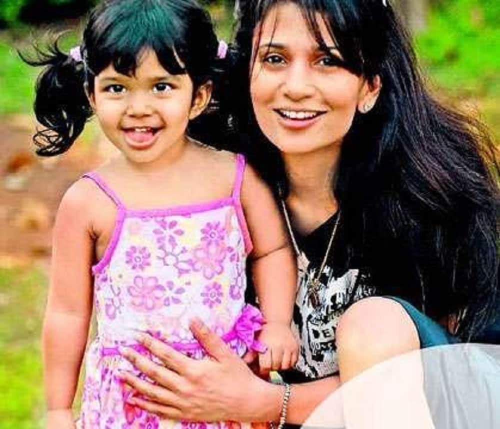 sanjay dutt ex wife rhea pillia  Goes BANKRUPT live partner Leander Paes refuses to help