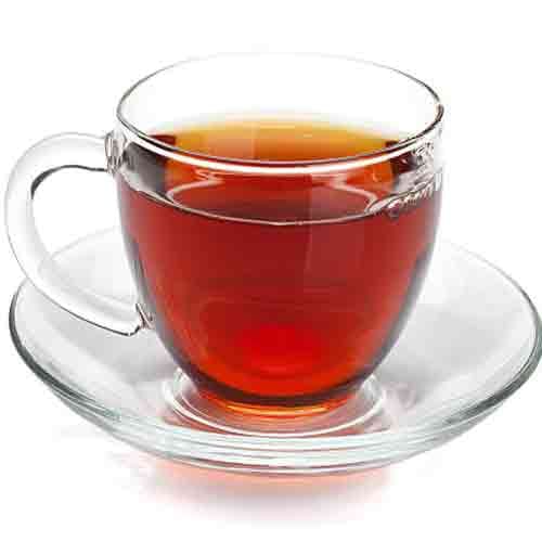 for glossy hairs doing shampoo with black tea