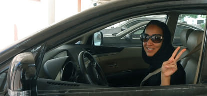 uae allowing women to drive