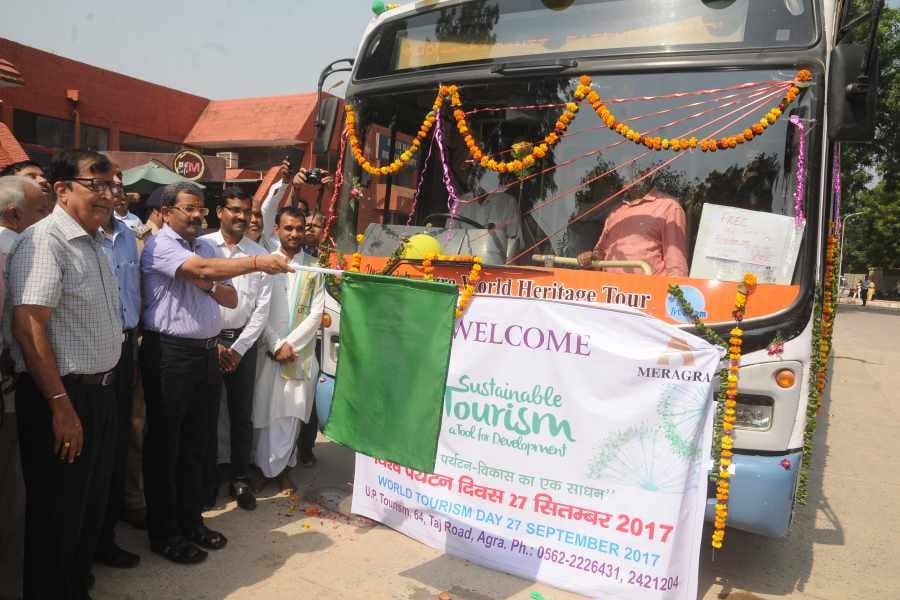 tourist in agra can visit all the world heritage monument by this bus