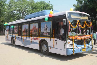 tourist in agra can visit all the world heritage monument by this bus