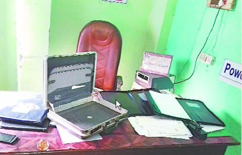 शहर और निघासन में चोरी, मैगलगंज के चार घरों में डाका