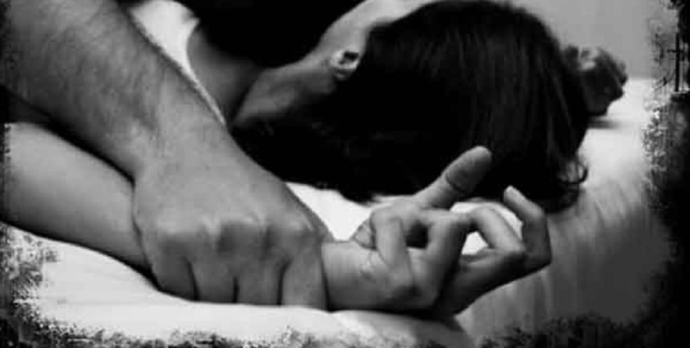 The girl gave the drug in cold drink, raped