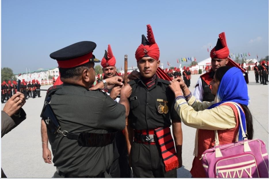 jammu kashmir 226 youth army after passing parade 
