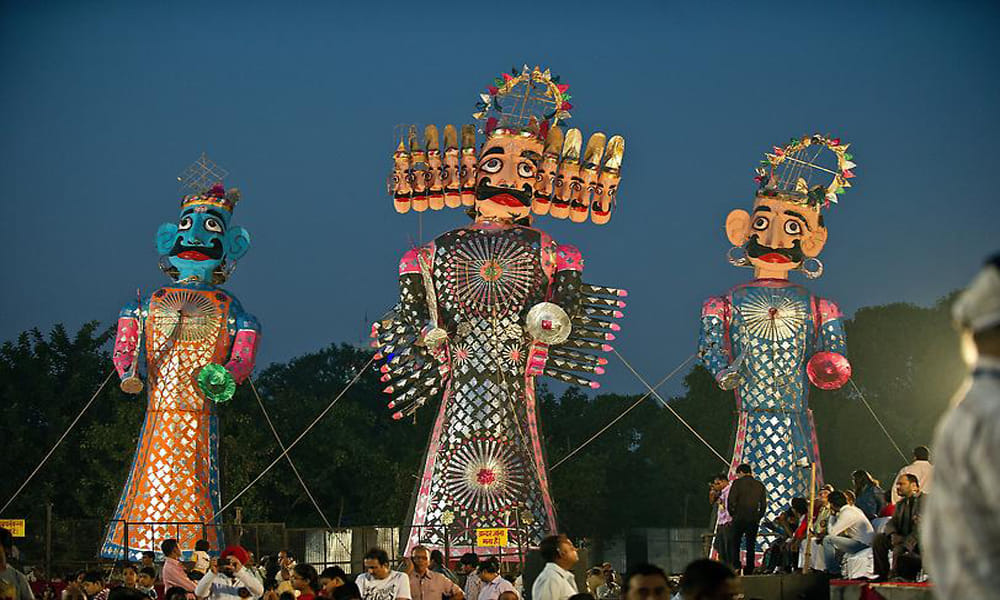 dussehra 2018 confusion on date and shubh muhurat