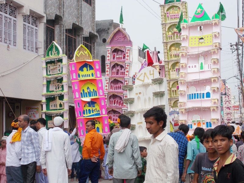 ताजिये रखते ही शुरू हो जाएगी जियारत