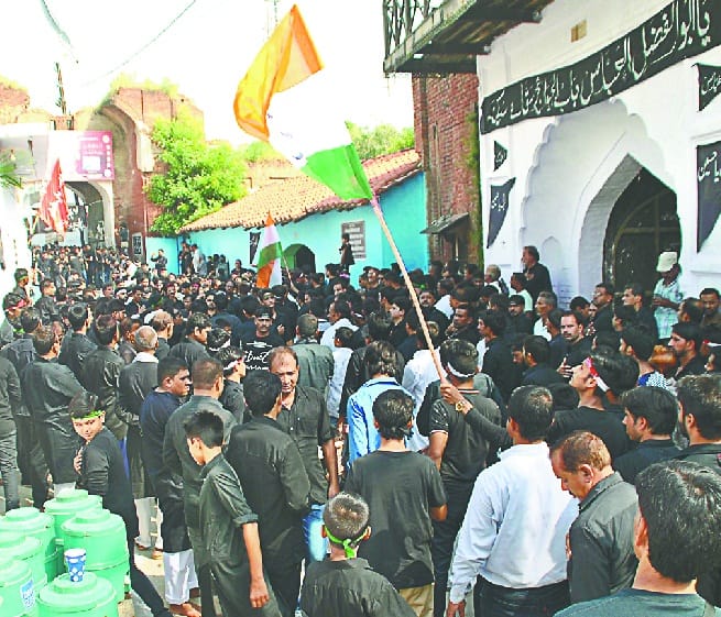 haatho me tiranga