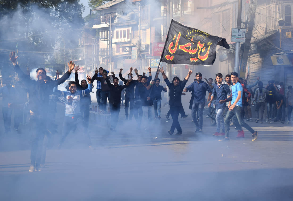 violence in kashmir valley and srinagar head of friday prayers