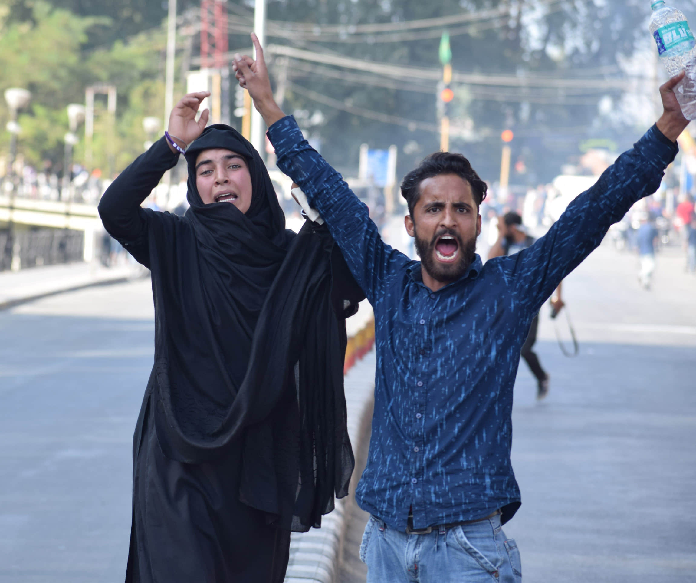violence in kashmir valley and srinagar head of friday prayers