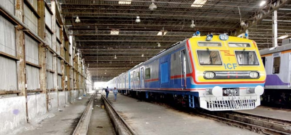 mumbai local will soon similar to metro, railway will procurement of AC coaches