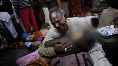 Mumbai stampede alive the Allahabad railway station stampede 