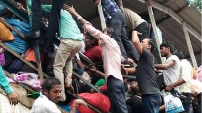 mumbai stampede:dozen died everyday in local train accident