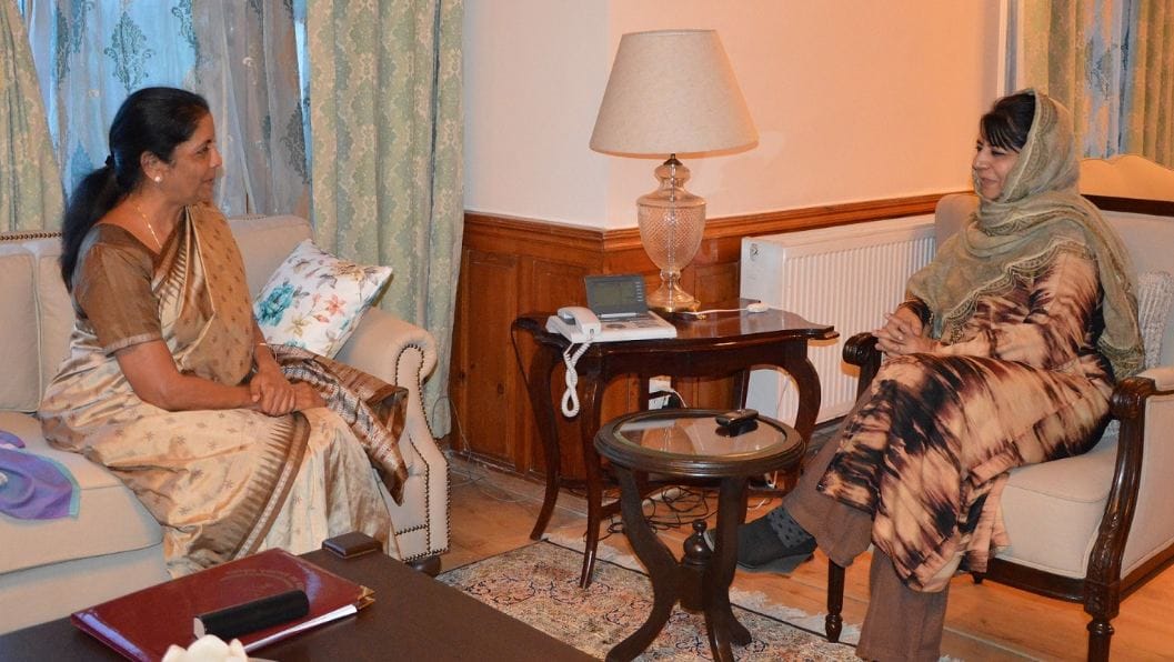 mehboob mufti met Nirmala Sitharaman and  Bipin Rawat in srinagar