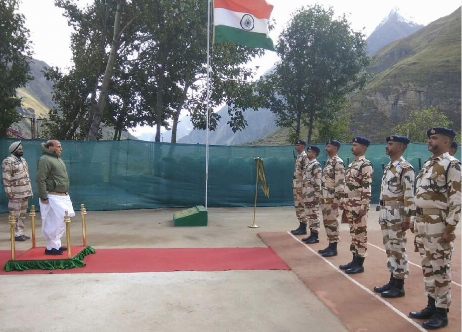 Rajnath singh gave special dussehra gift to itbp soldiers in mana village