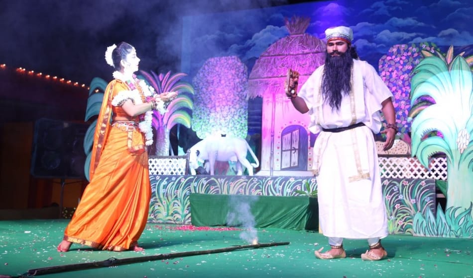 ram rahim came as rawan in ramlila in delhi 