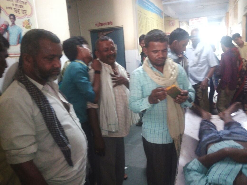 Three died in a bus accident in Lucknow.