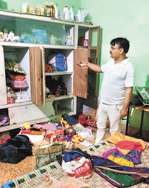 cash and ornaments theft from the teacher,s house