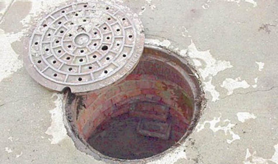 three dead one critical while cleaning sewer in Gurugram Khandsa