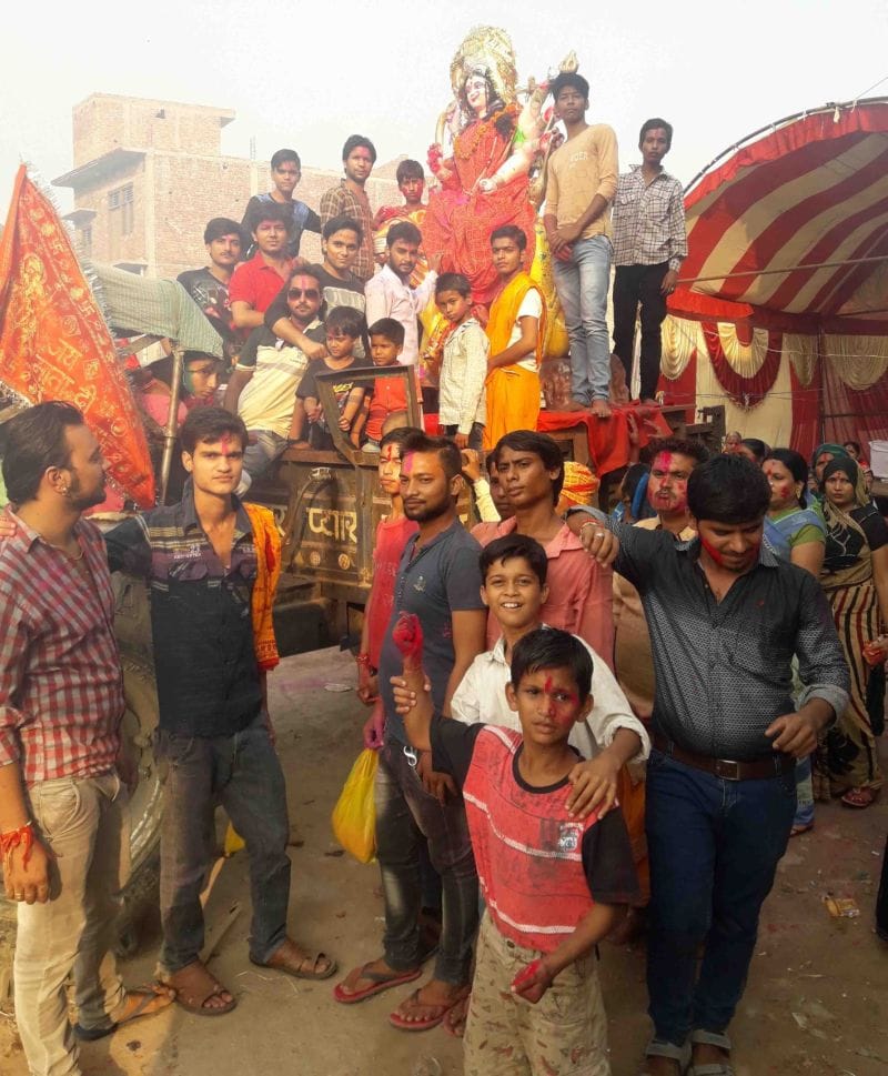 मूर्ति विसर्जन यात्रा में उमड़े भक्त
