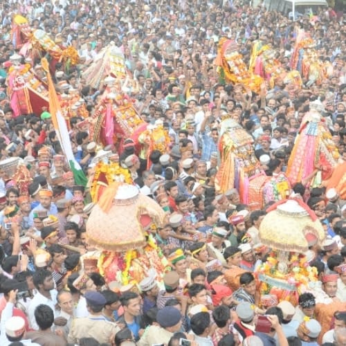 international kullu dussehra festival starts