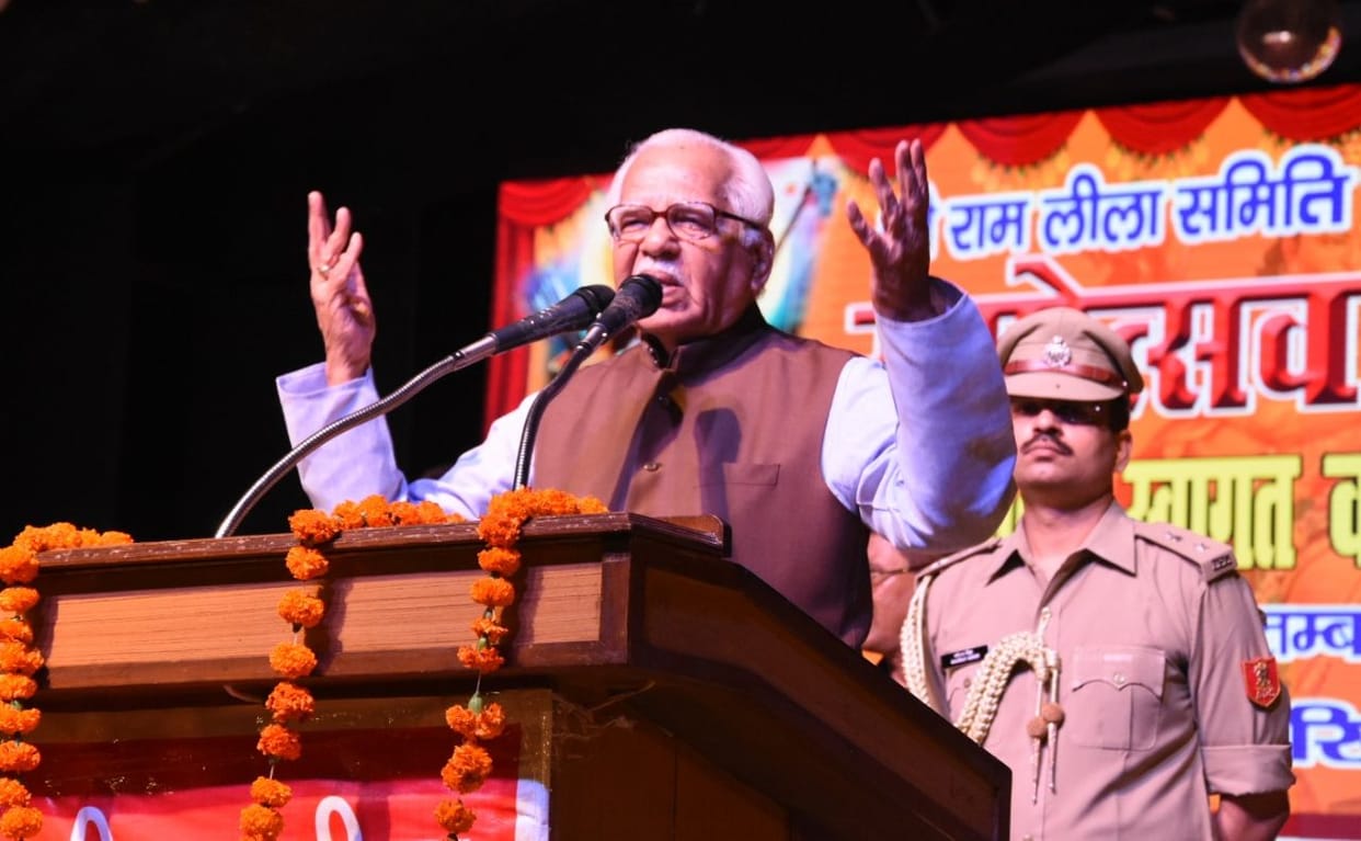 Governor ram naik speaks on vijay dashmi in Lucknow.