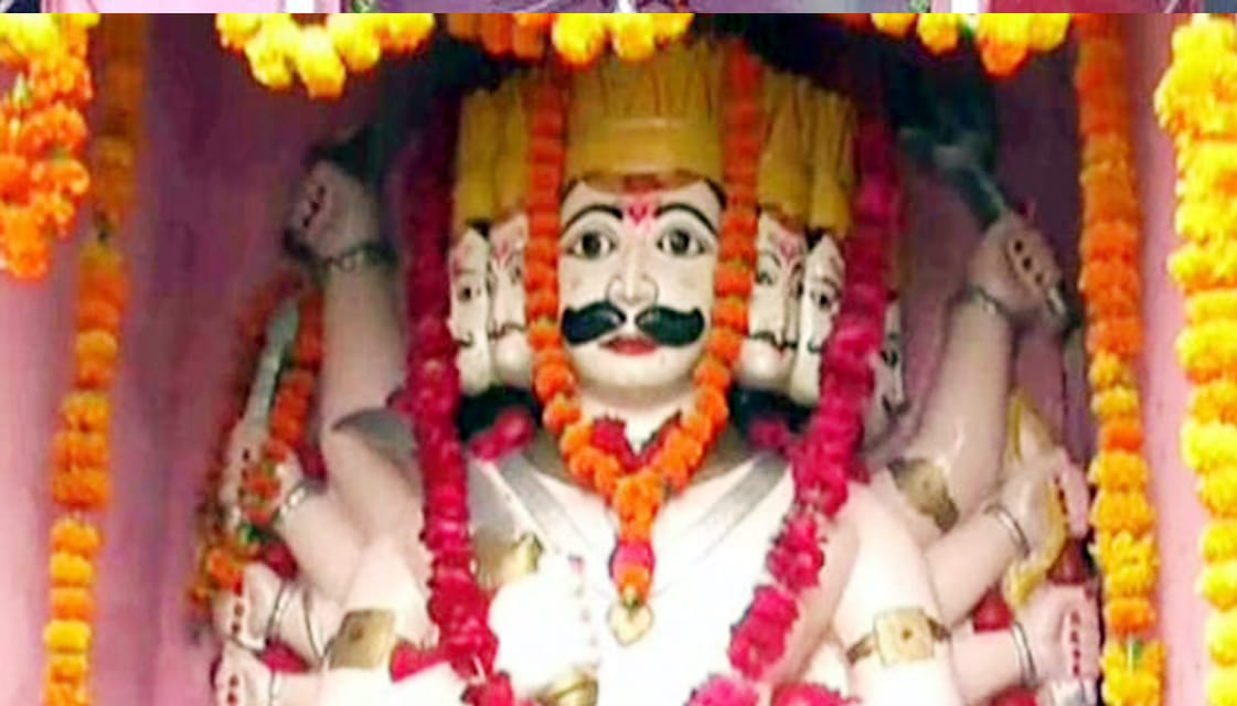 unique temple sits mahashivbkt Ravana find yellow wreath blessing