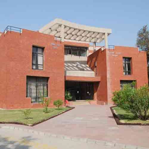 JOB IN IIT KANPUR FOR 10TH PASSED BY DIRECT INTERVIEW 18000 SALARY
