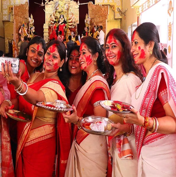 After the vermilion washed, these beautiful faces, look at the photos