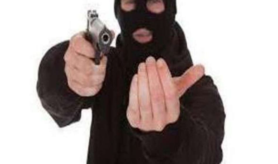 Looted Project Manager in guru gram