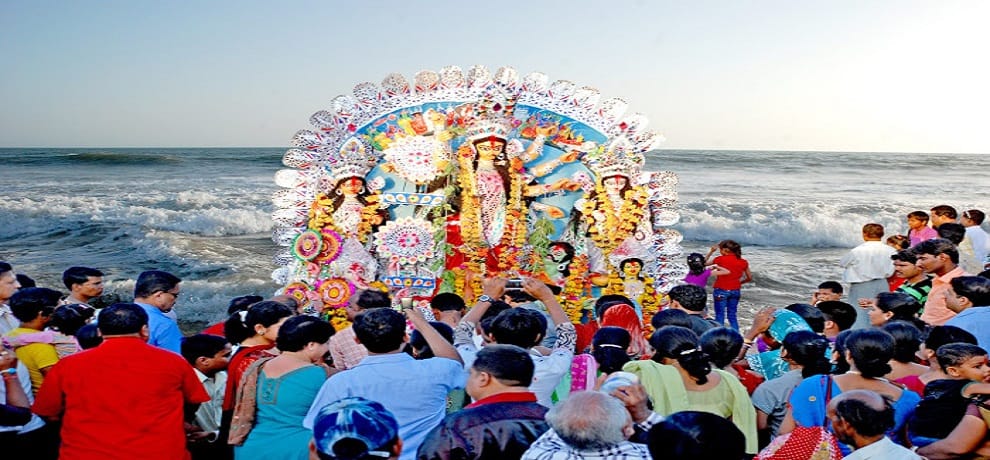 seven devotees dead after Durga idol immersion in Delhi