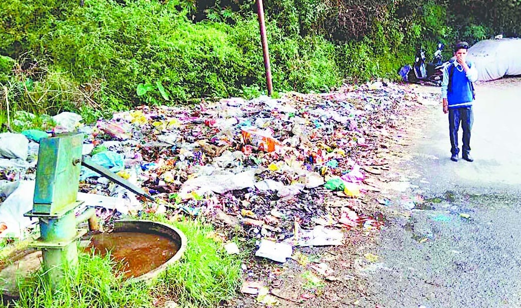 खर्च का ब्योरा देने में पीछे रह गईं एटा की पंचायतें