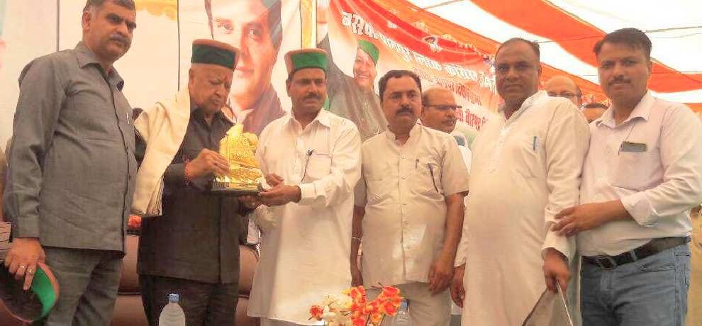 cm virbhadra singh hits out at pm narendra modi